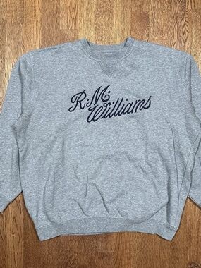 RM Williams Embroidered Script Logo Crew Neck Gray Fleece Sweatshirt Mens XL
